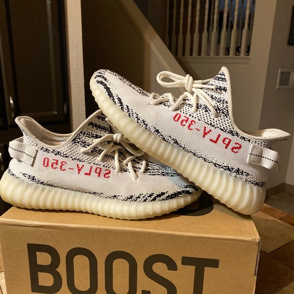 Yeezy zebra blanche et noir Vinted